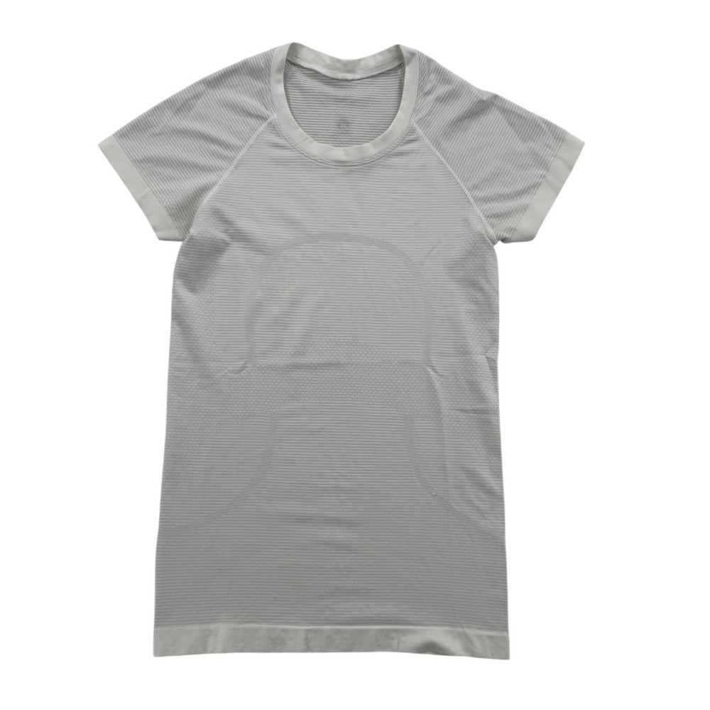 Lululemon Swiftly Tech SS 2.0 Women 4 Grey White Striped Good Seamless Athletic